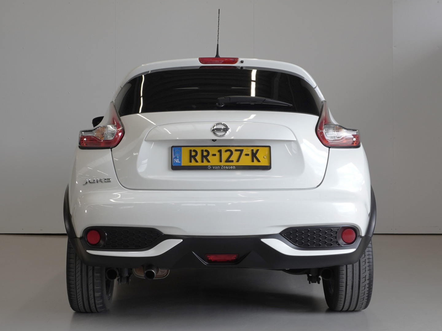 Nissan Nissan