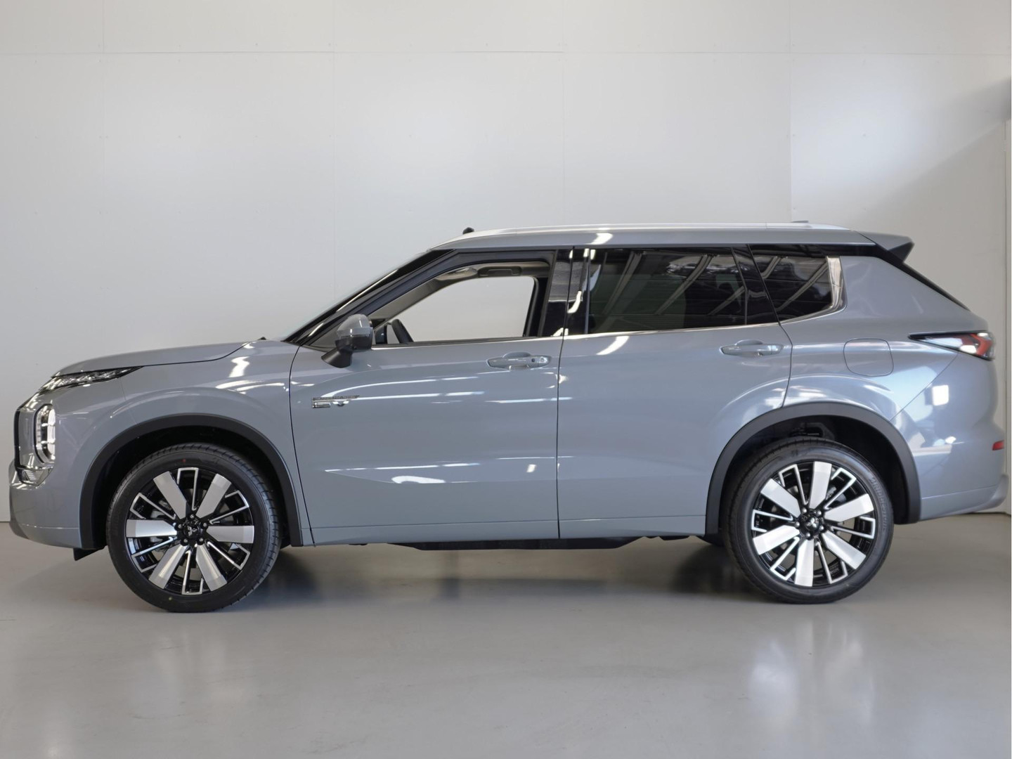 Mitsubishi Mitsubishi