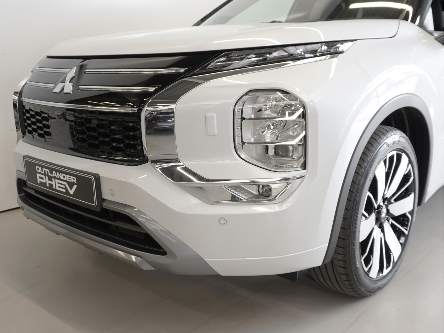 Mitsubishi Mitsubishi