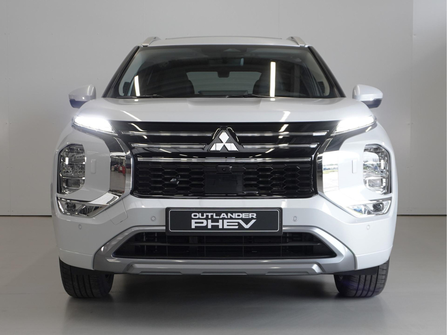 Mitsubishi Mitsubishi