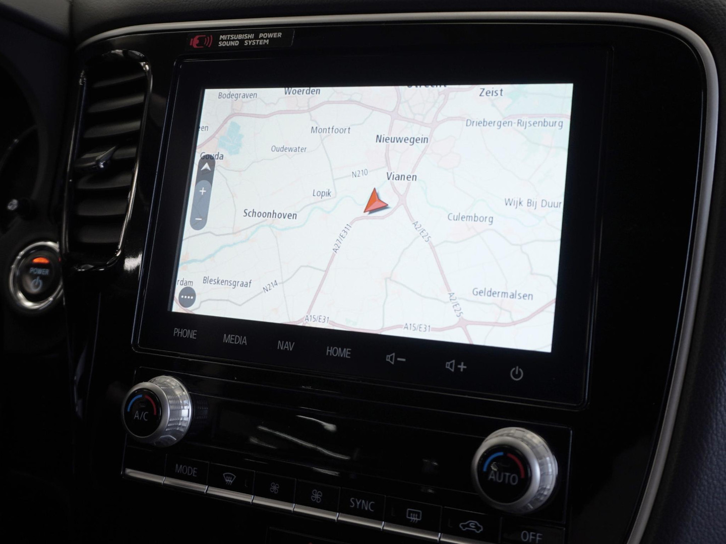 Mitsubishi Mitsubishi