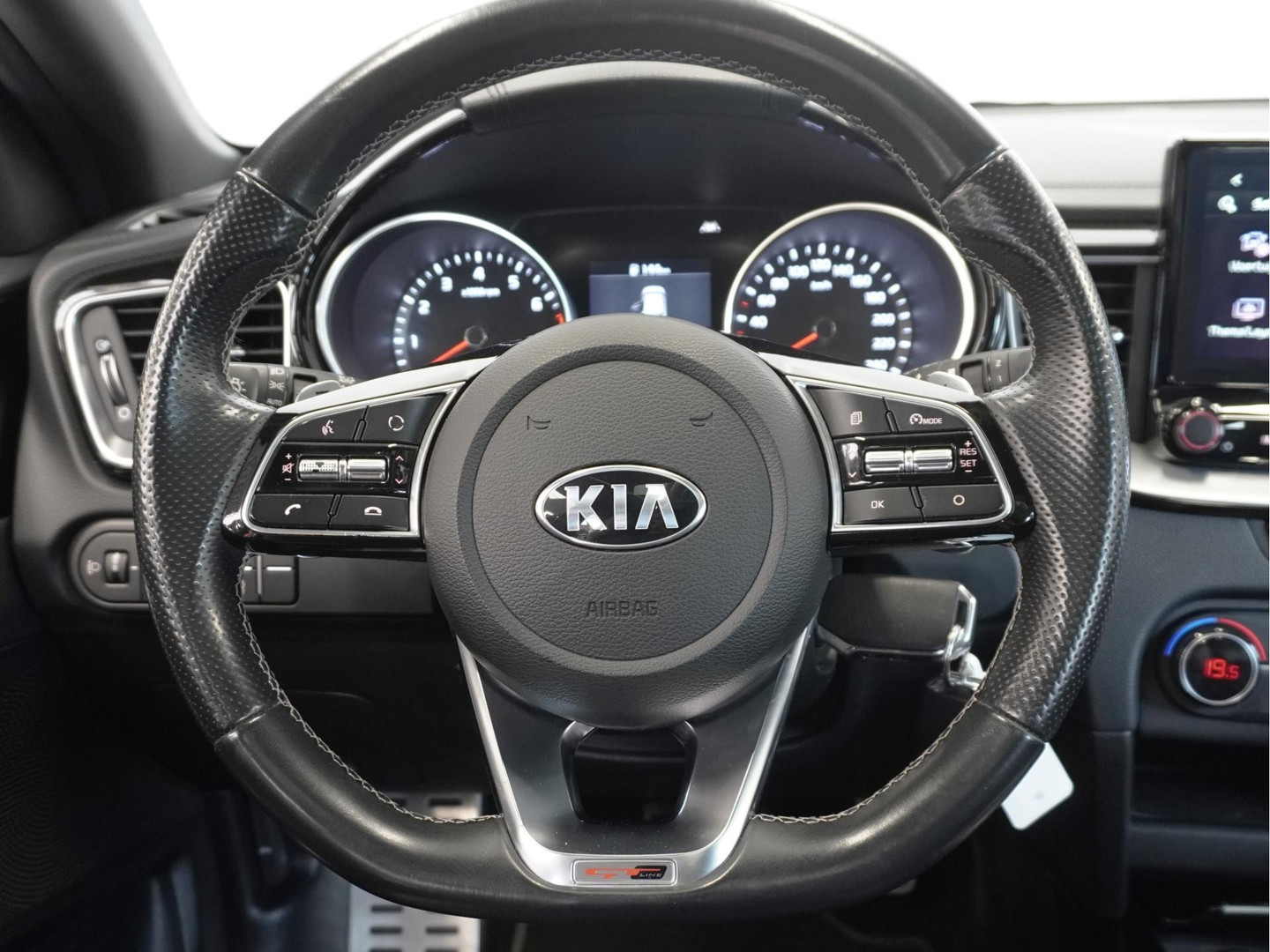 Kia Kia