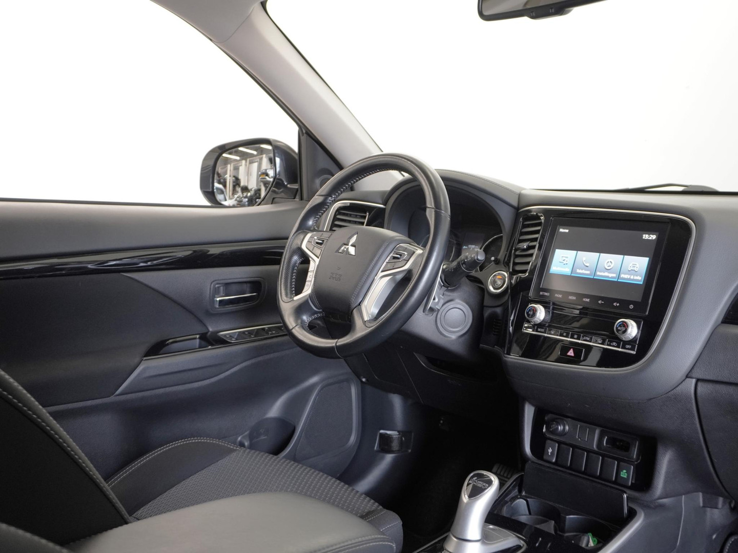 Mitsubishi Mitsubishi