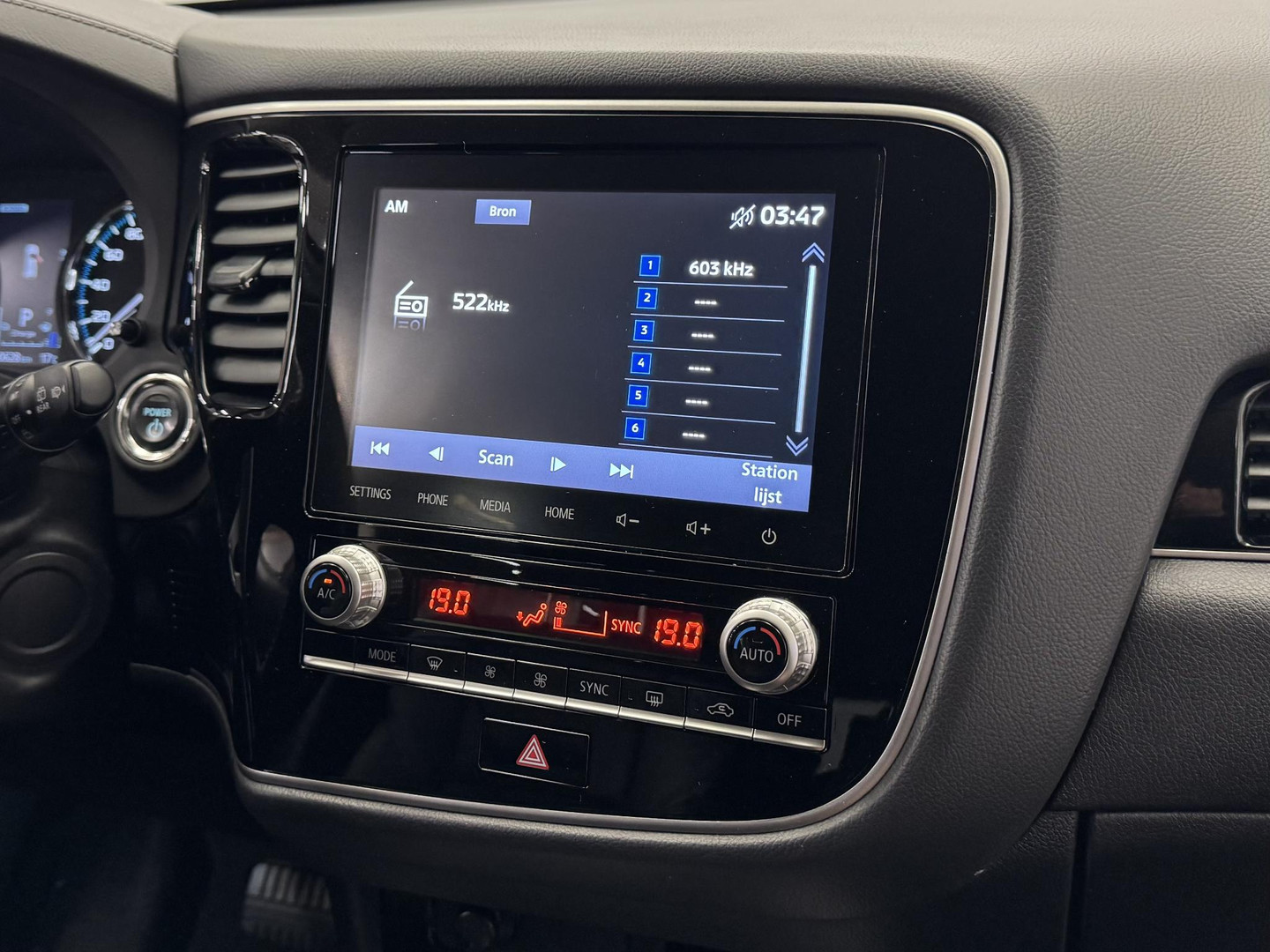 Mitsubishi Mitsubishi