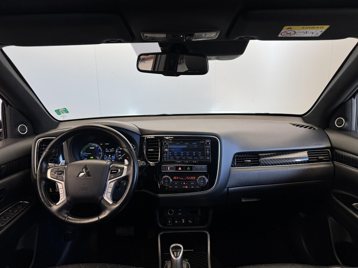 Mitsubishi Mitsubishi