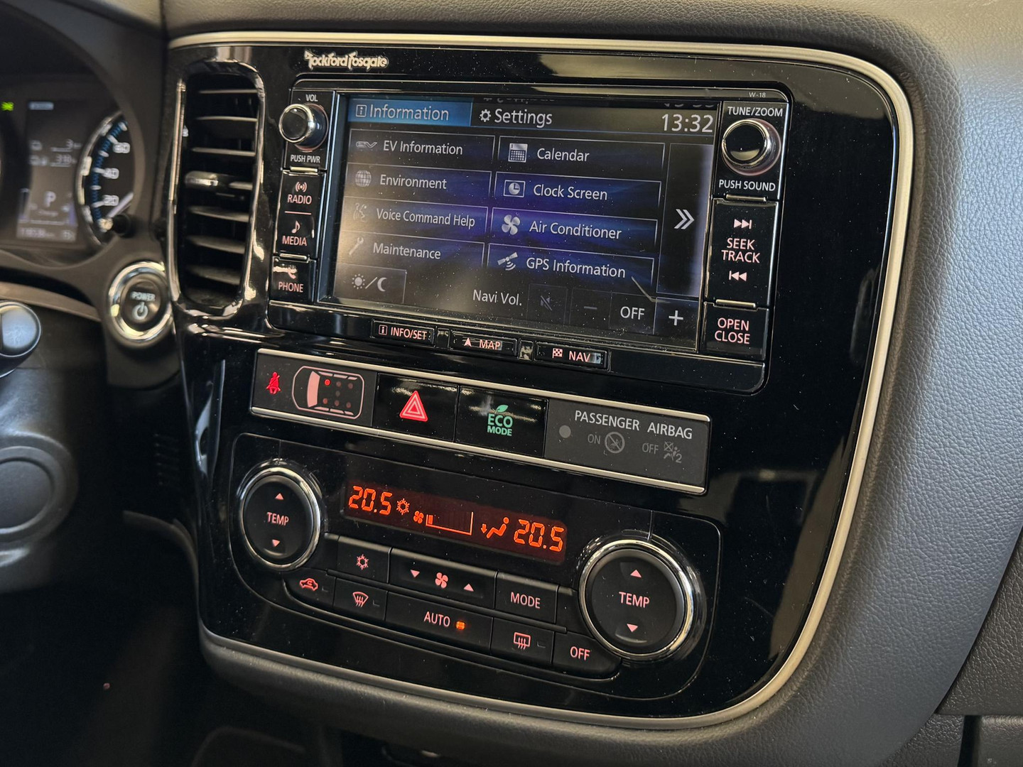 Mitsubishi Mitsubishi