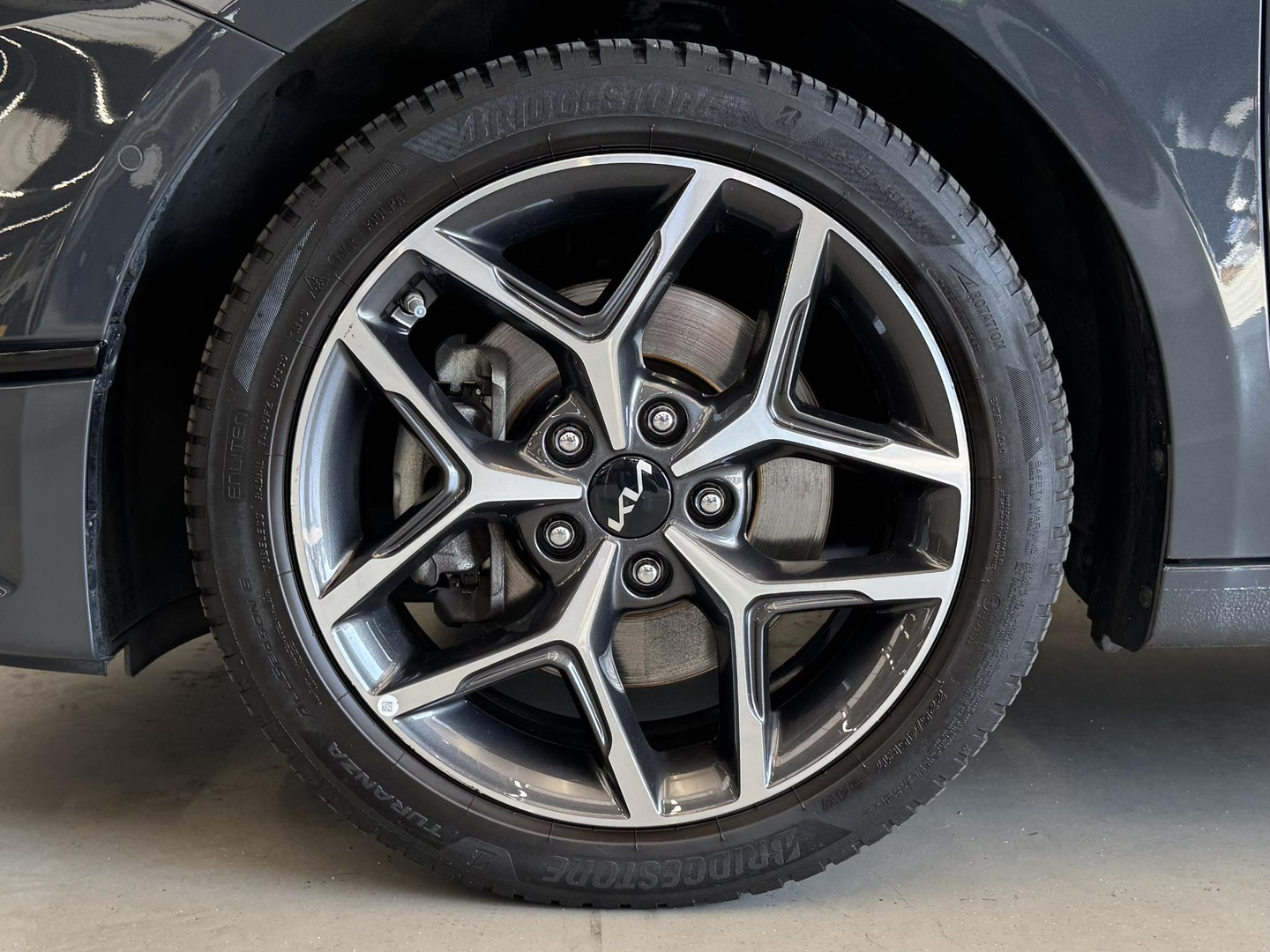 Kia