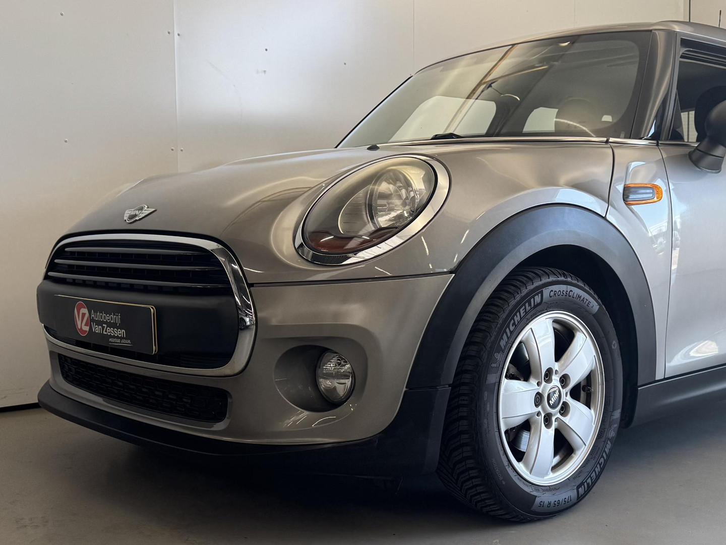 MINI