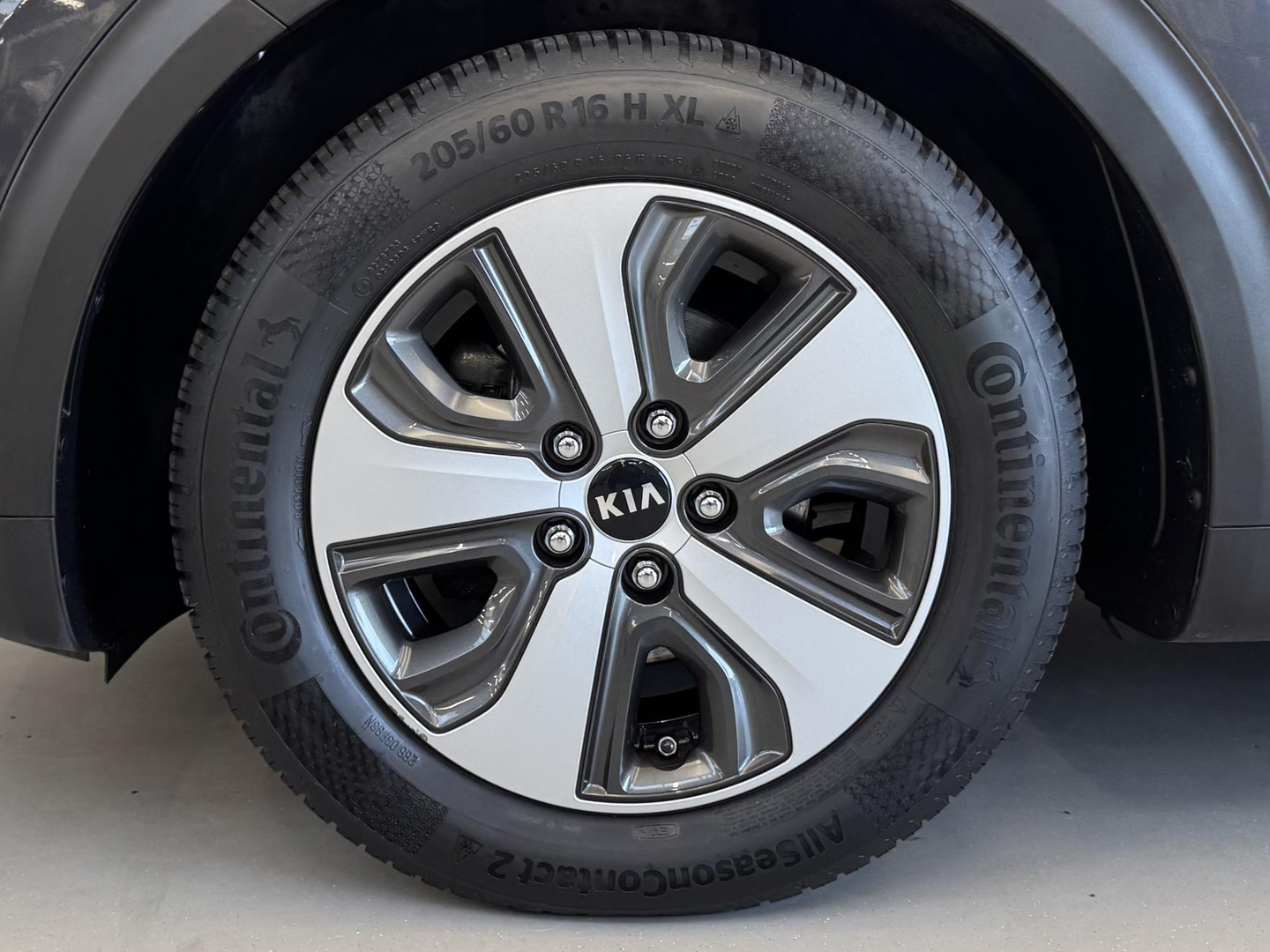 Kia
