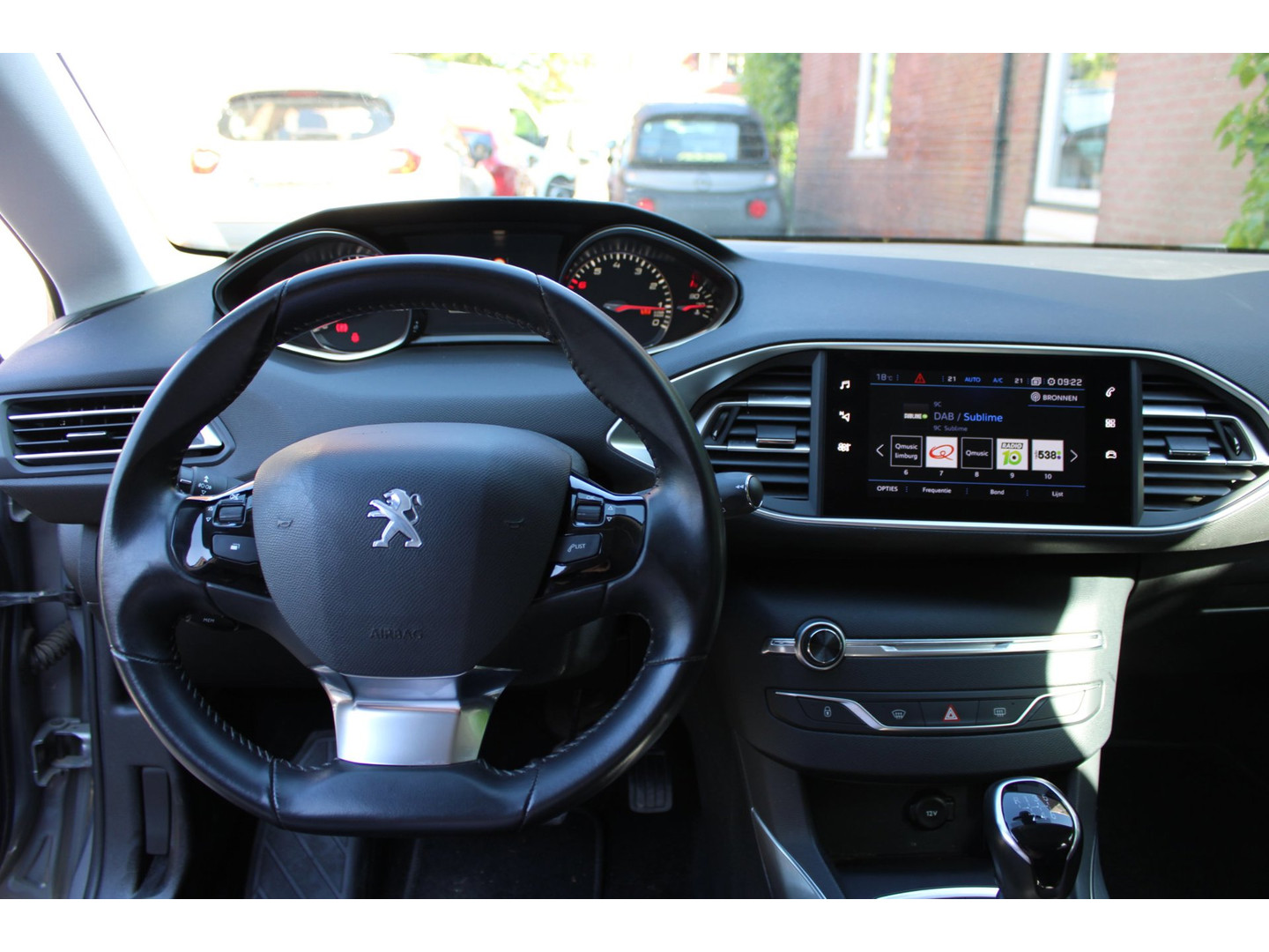 Peugeot