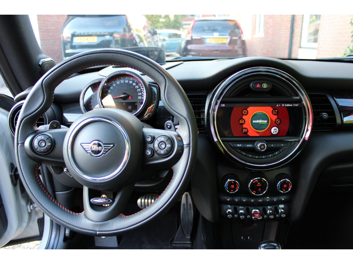 MINI
