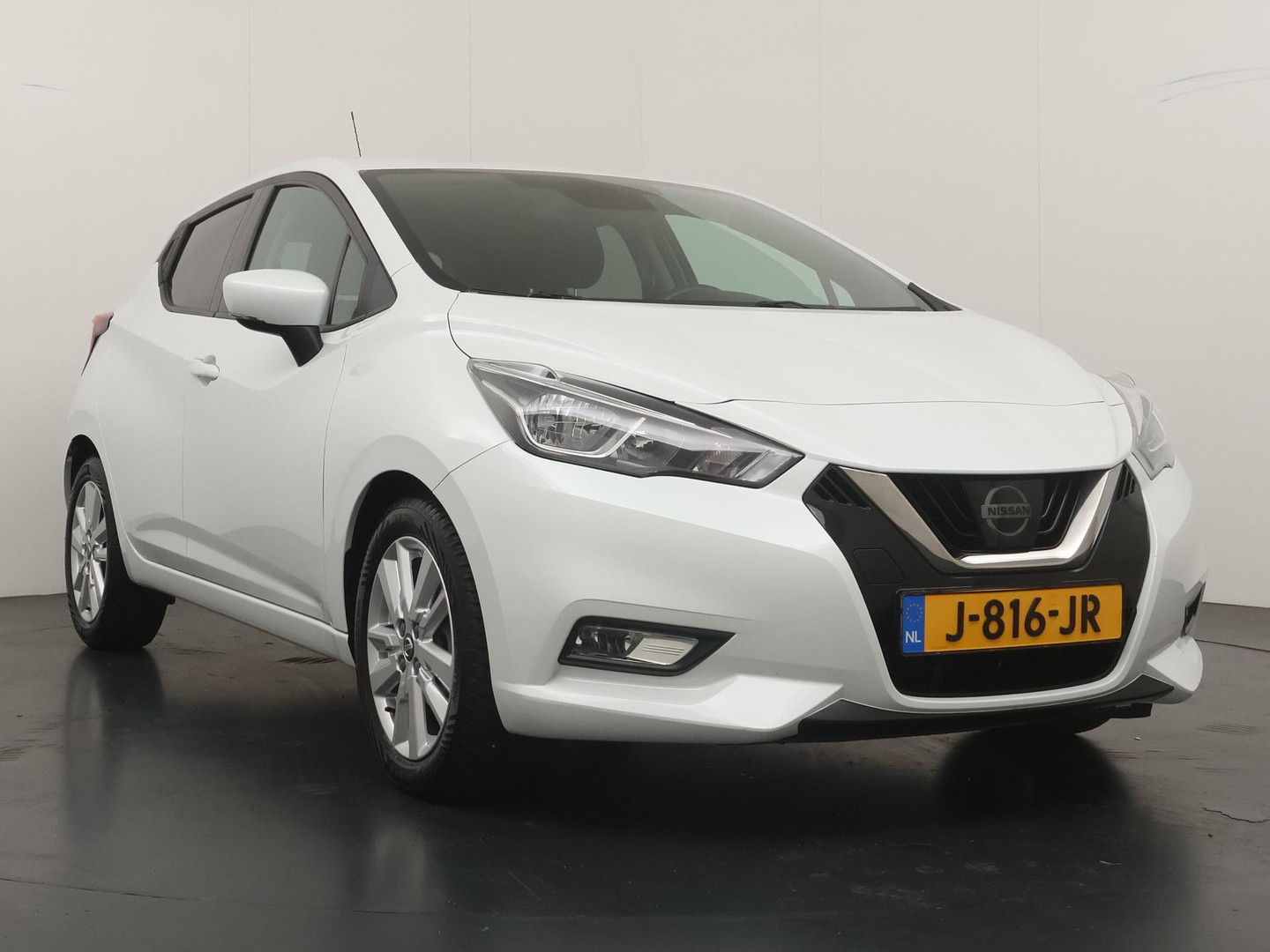 Nissan Nissan