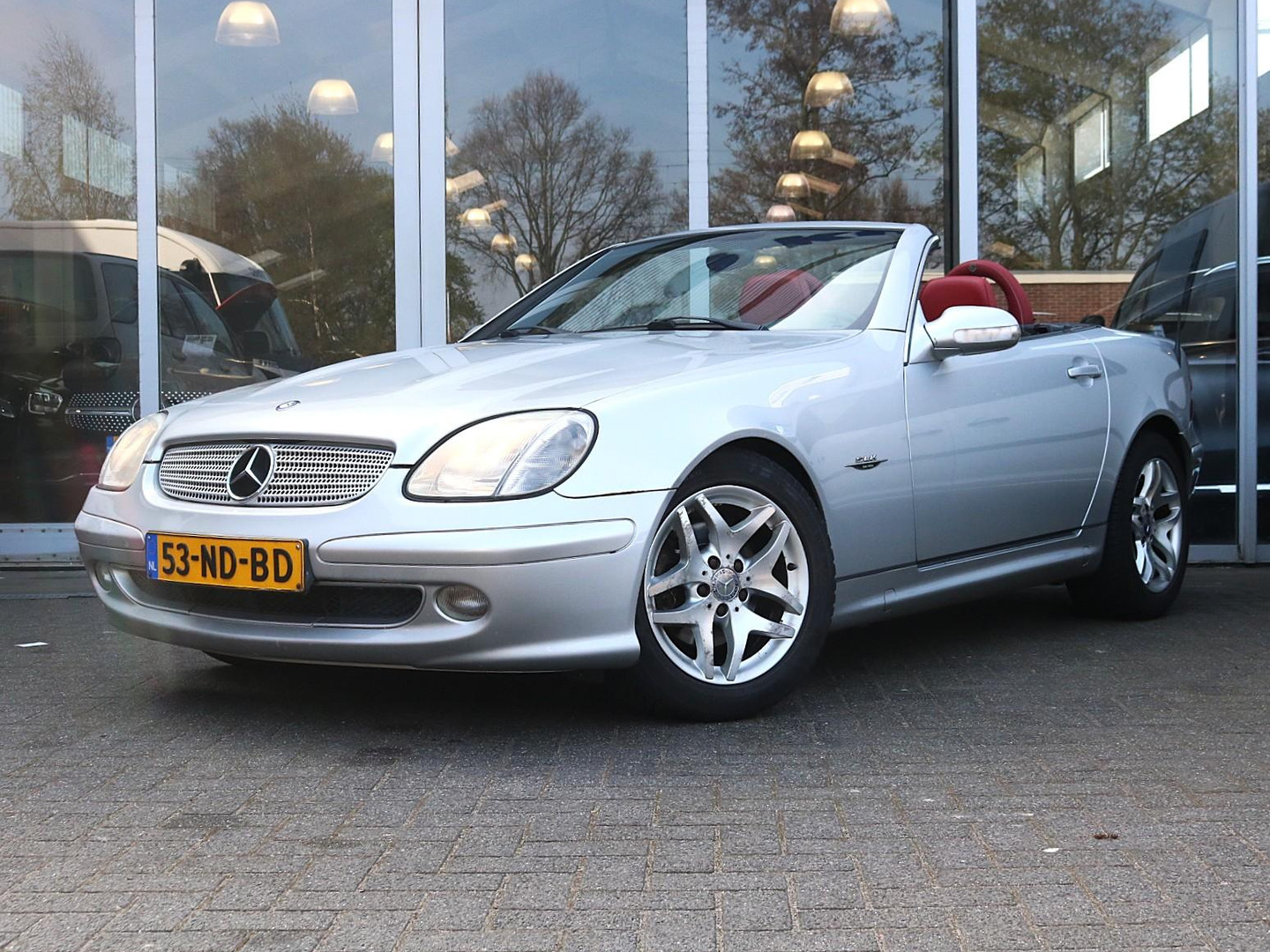 Mercedes-Benz