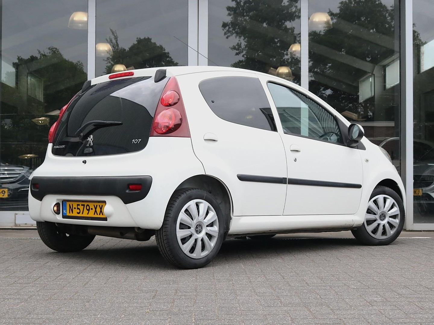 Peugeot