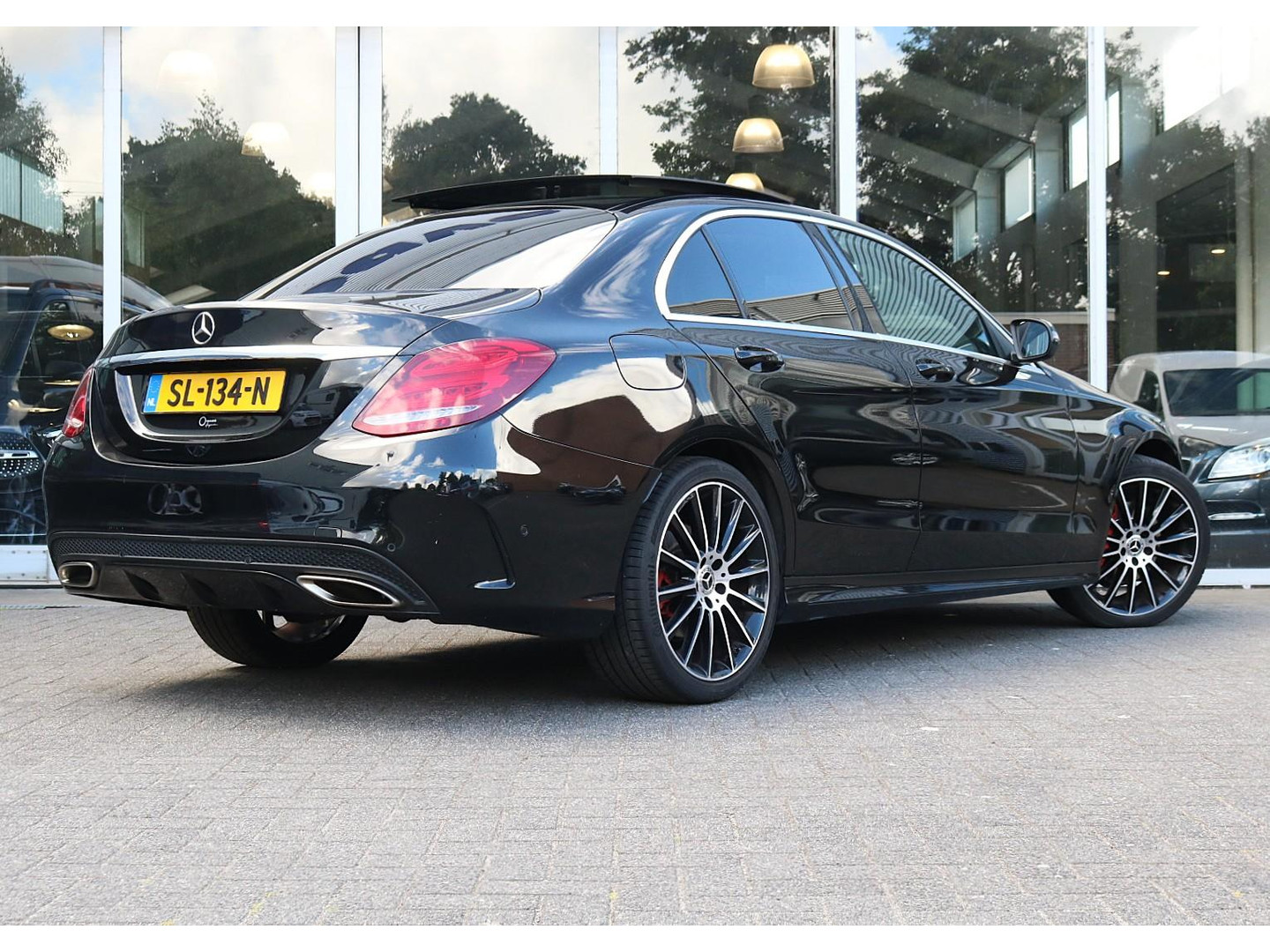 Mercedes-Benz