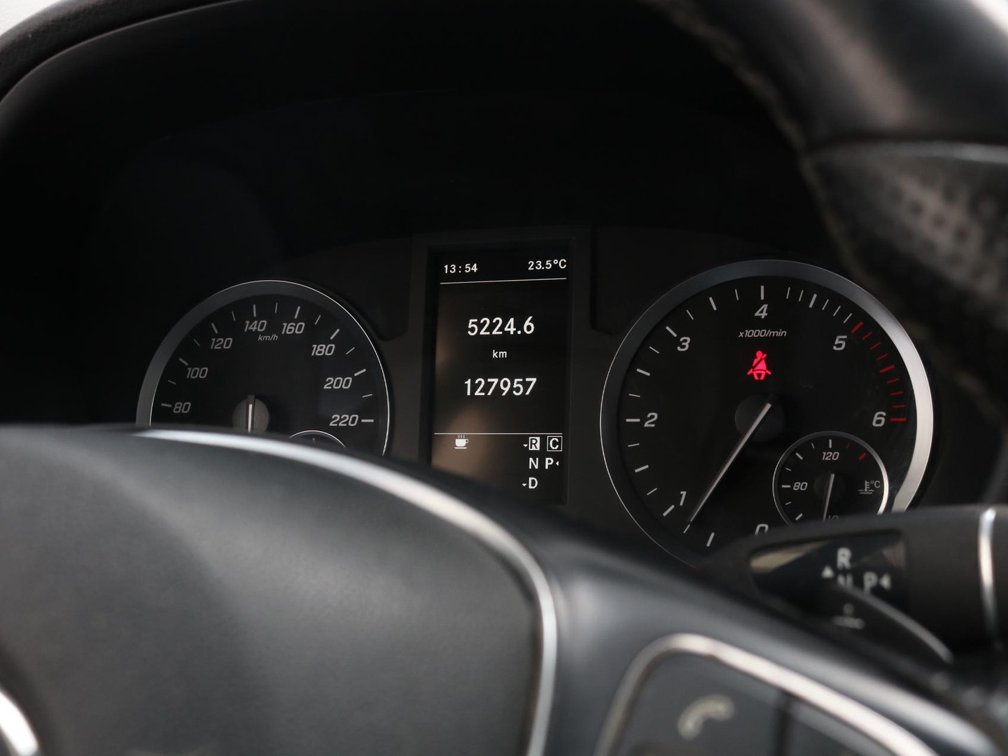 Mercedes-Benz Mercedes-Benz