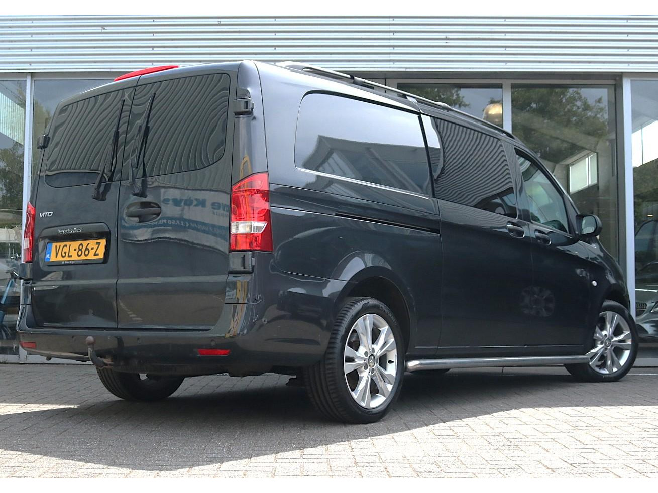 Mercedes-Benz Mercedes-Benz