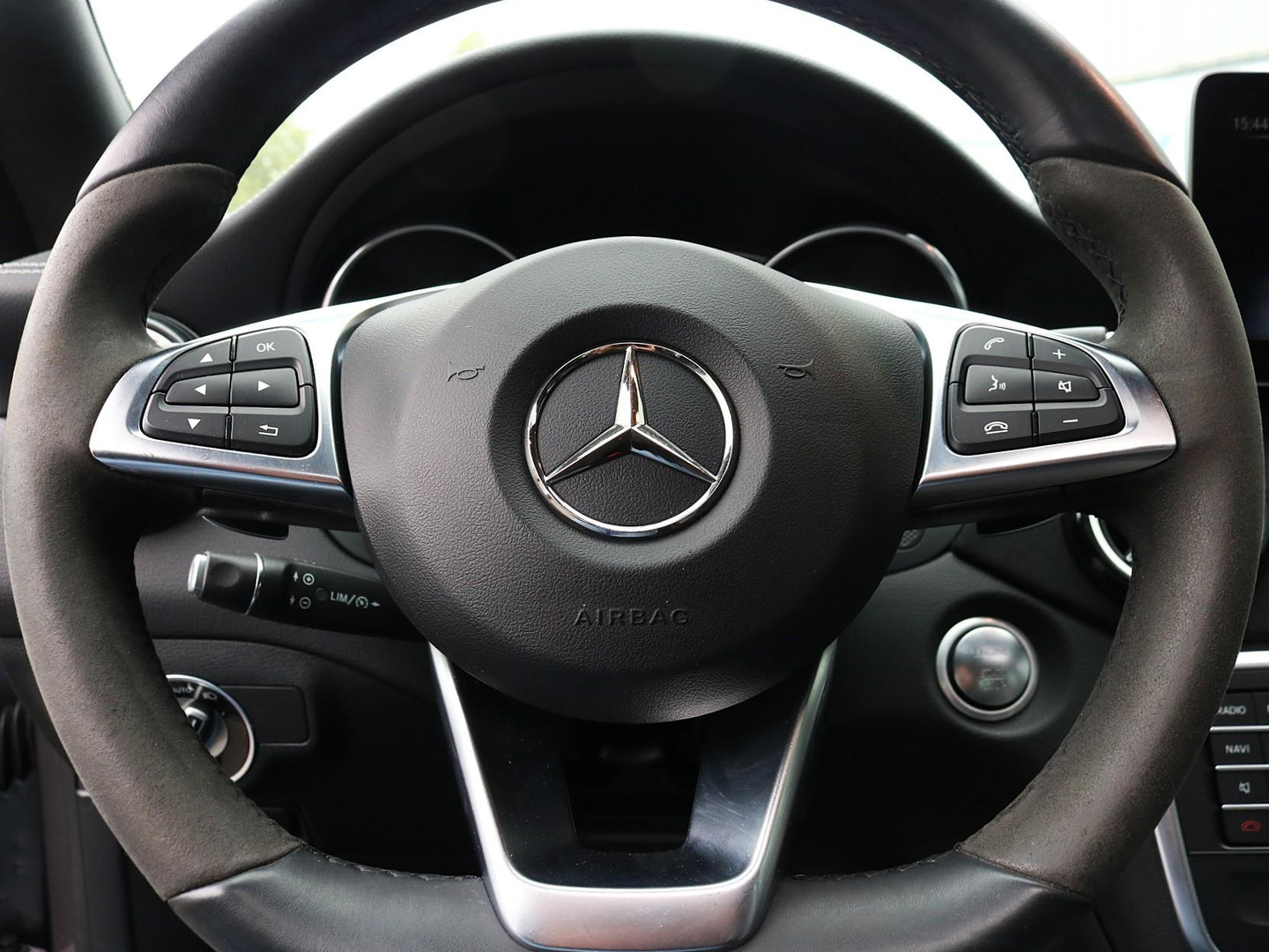 Mercedes-Benz Mercedes-Benz