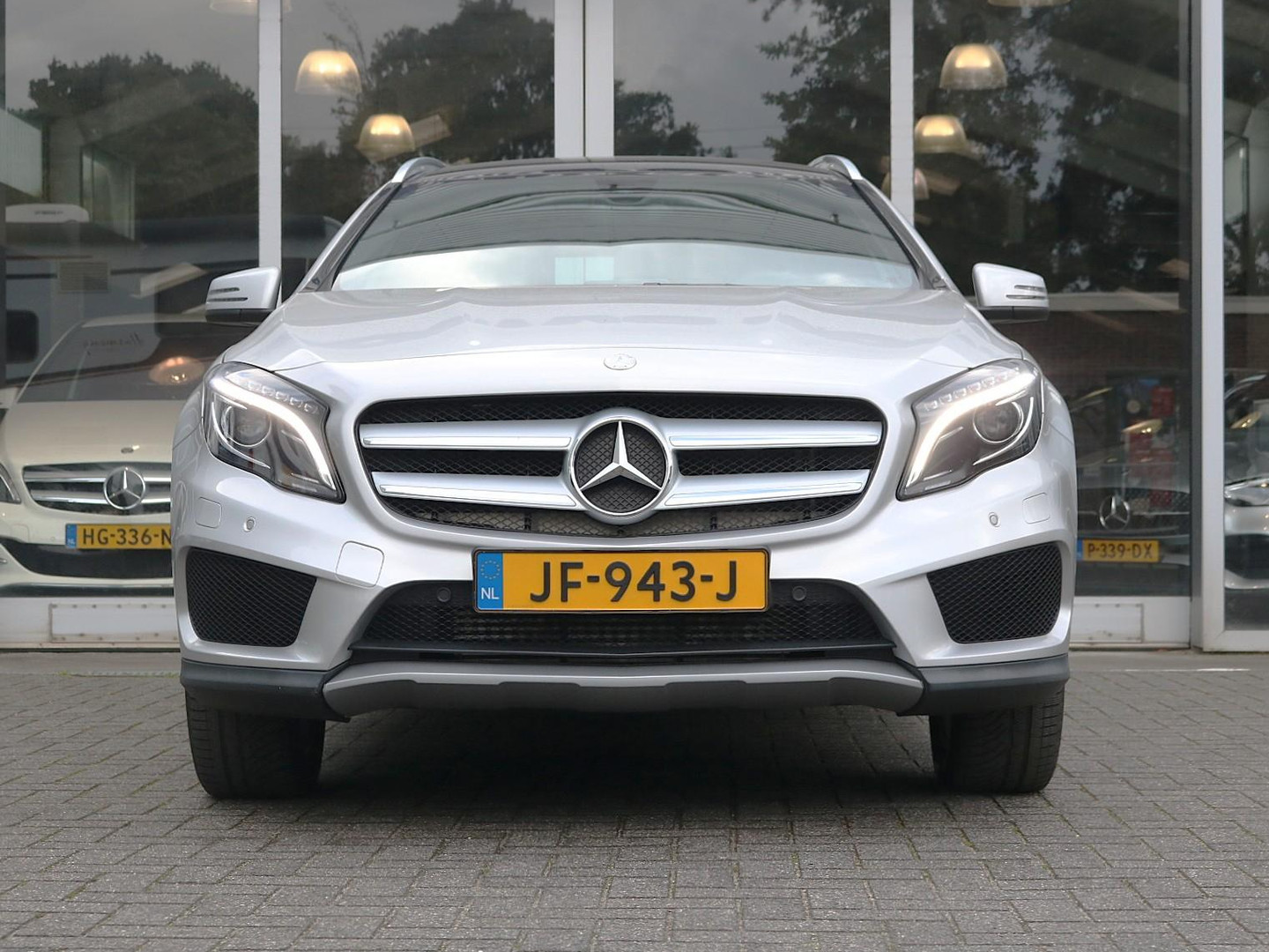 Mercedes-Benz