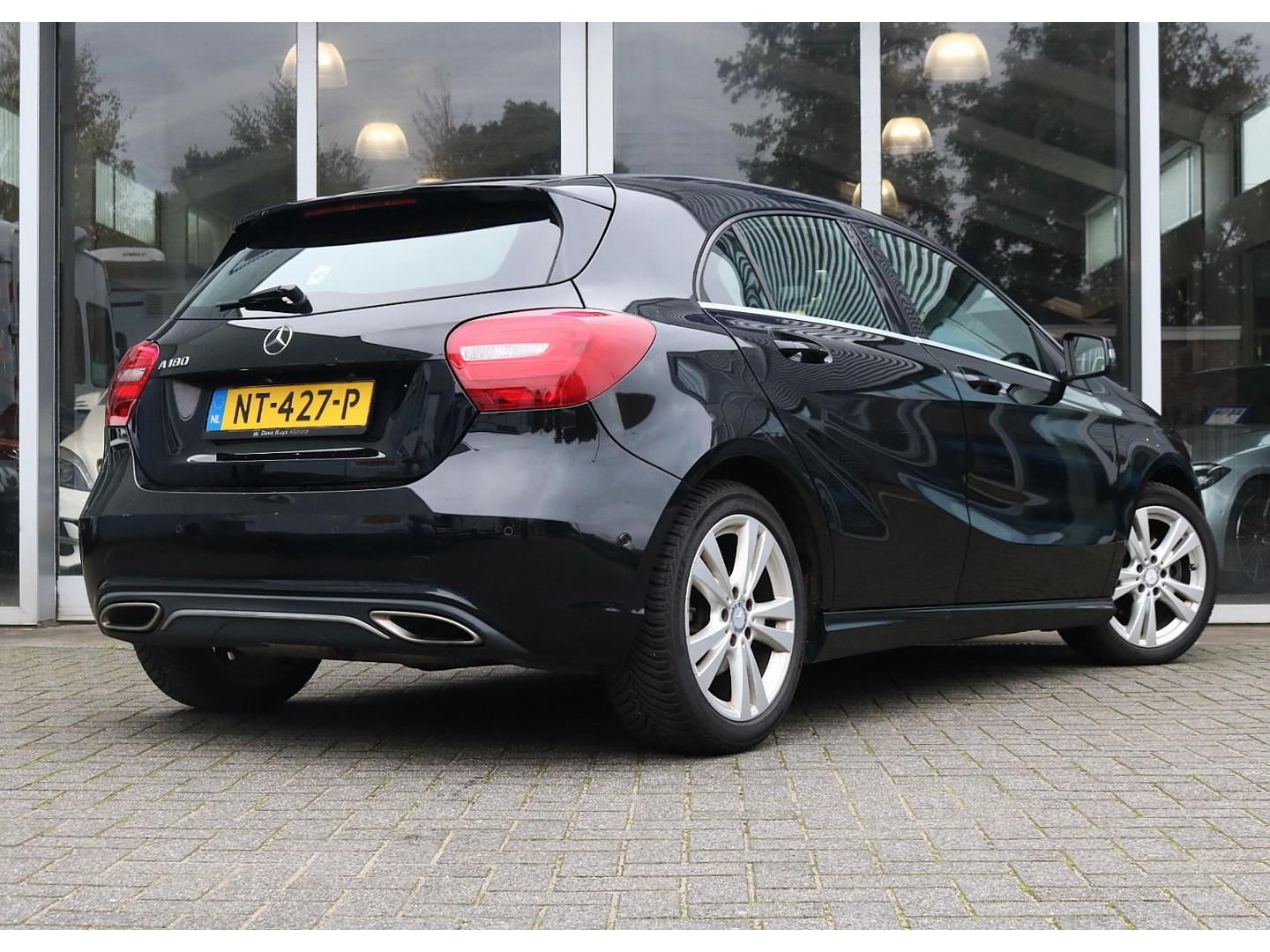 Mercedes-Benz Mercedes-Benz