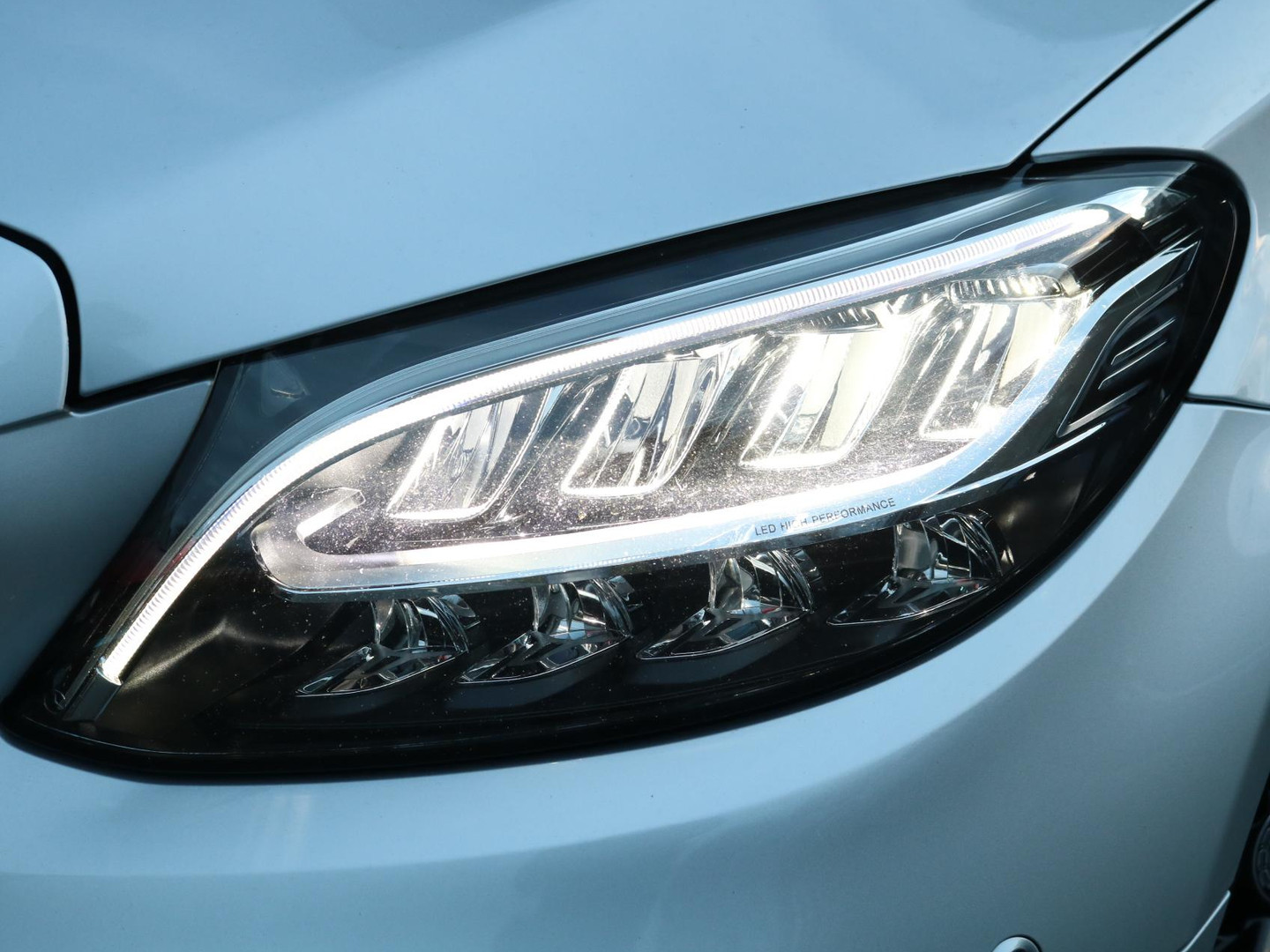 Mercedes-Benz Mercedes-Benz