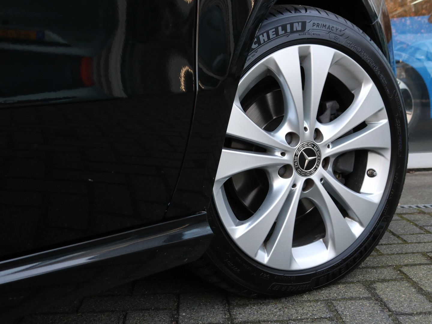 Mercedes-Benz Mercedes-Benz