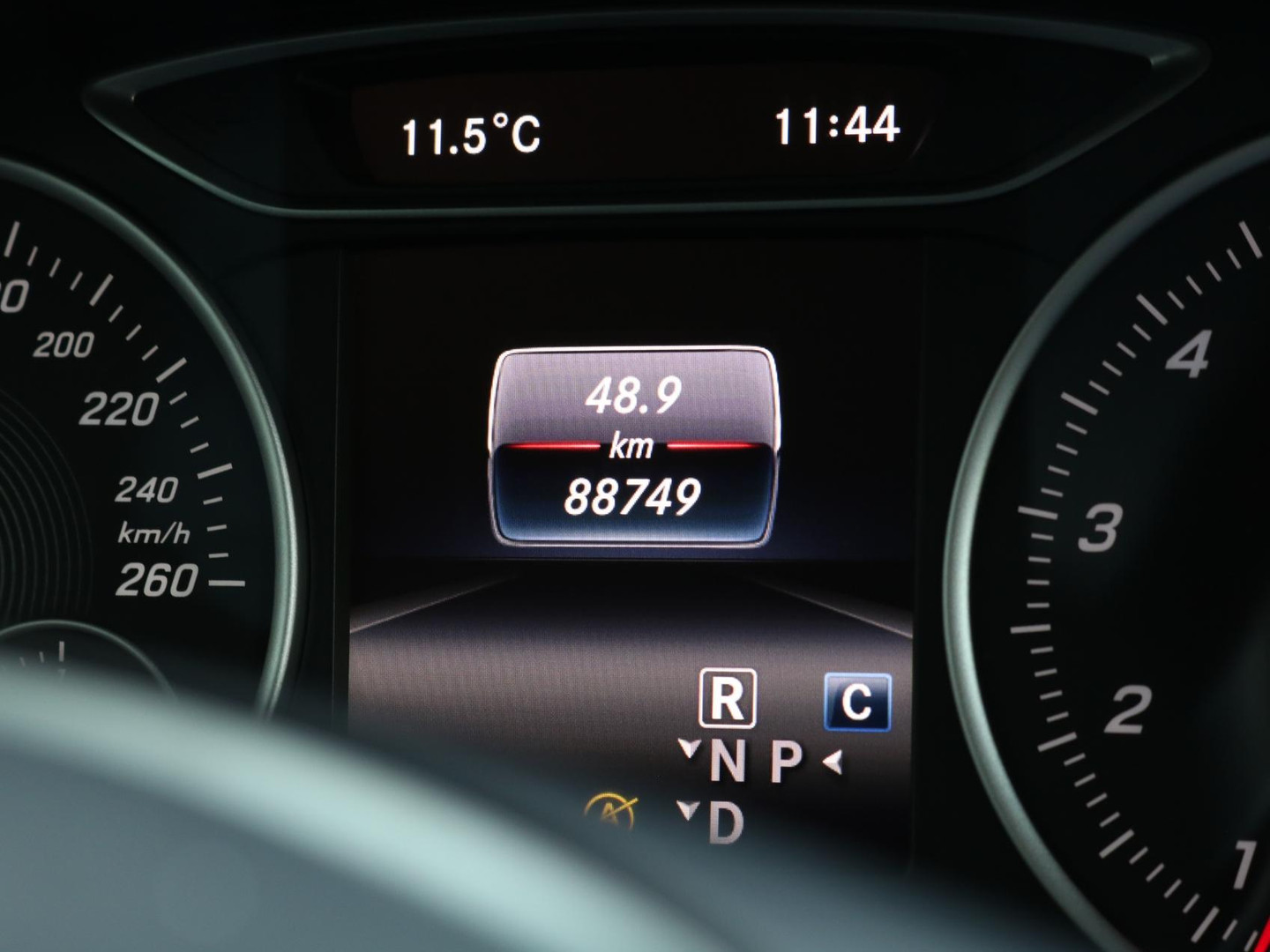 Mercedes-Benz Mercedes-Benz