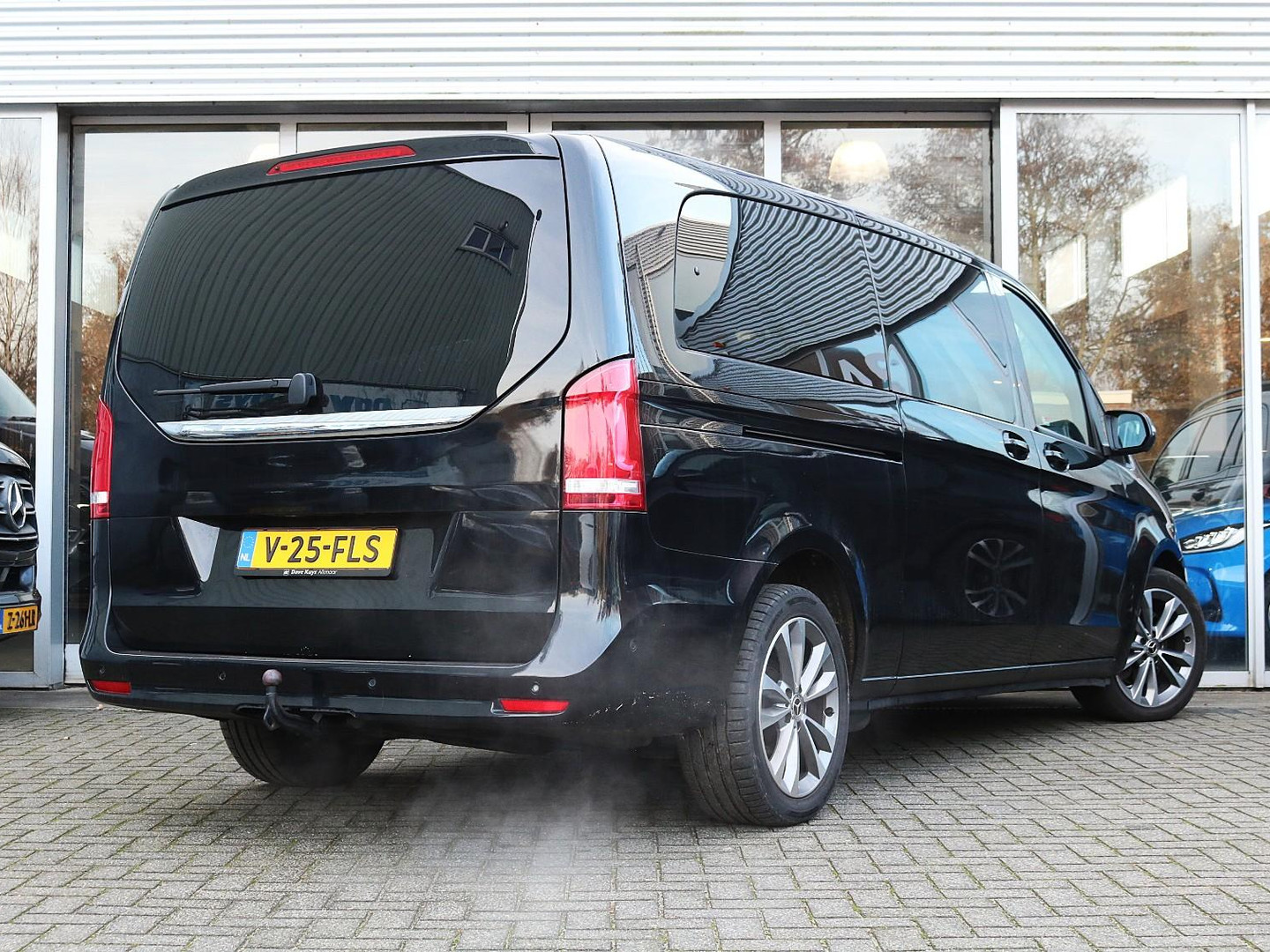 Mercedes-Benz Mercedes-Benz