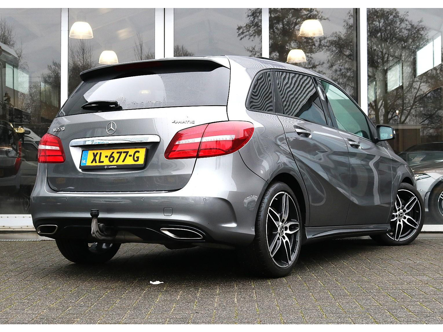 Mercedes-Benz Mercedes-Benz