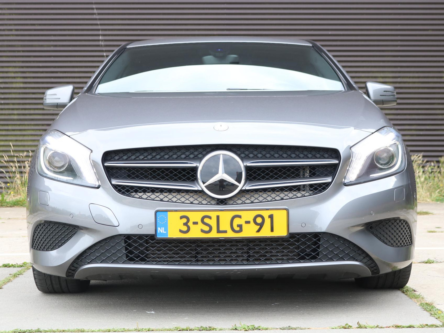 Mercedes-Benz Mercedes-Benz