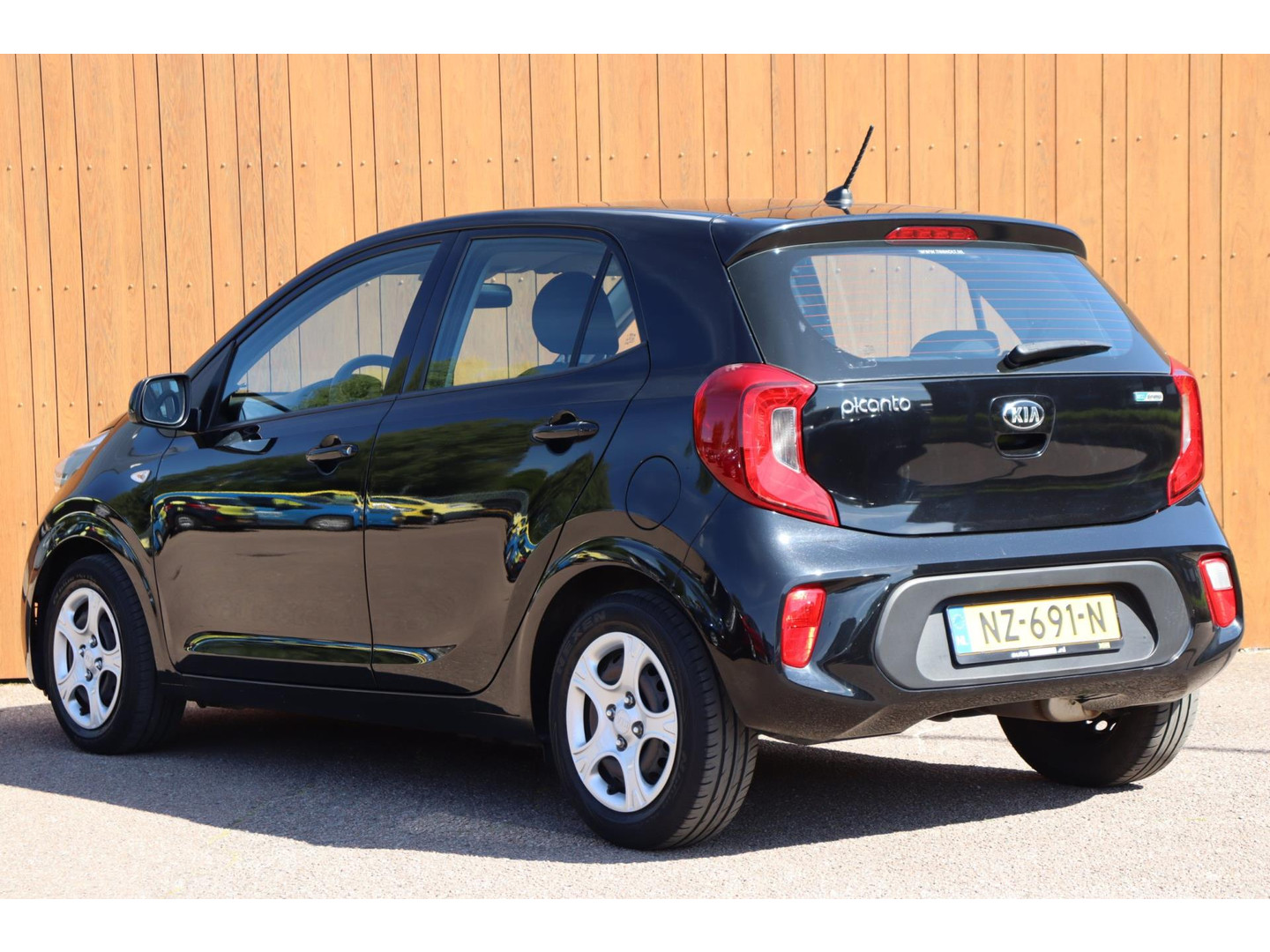 Kia