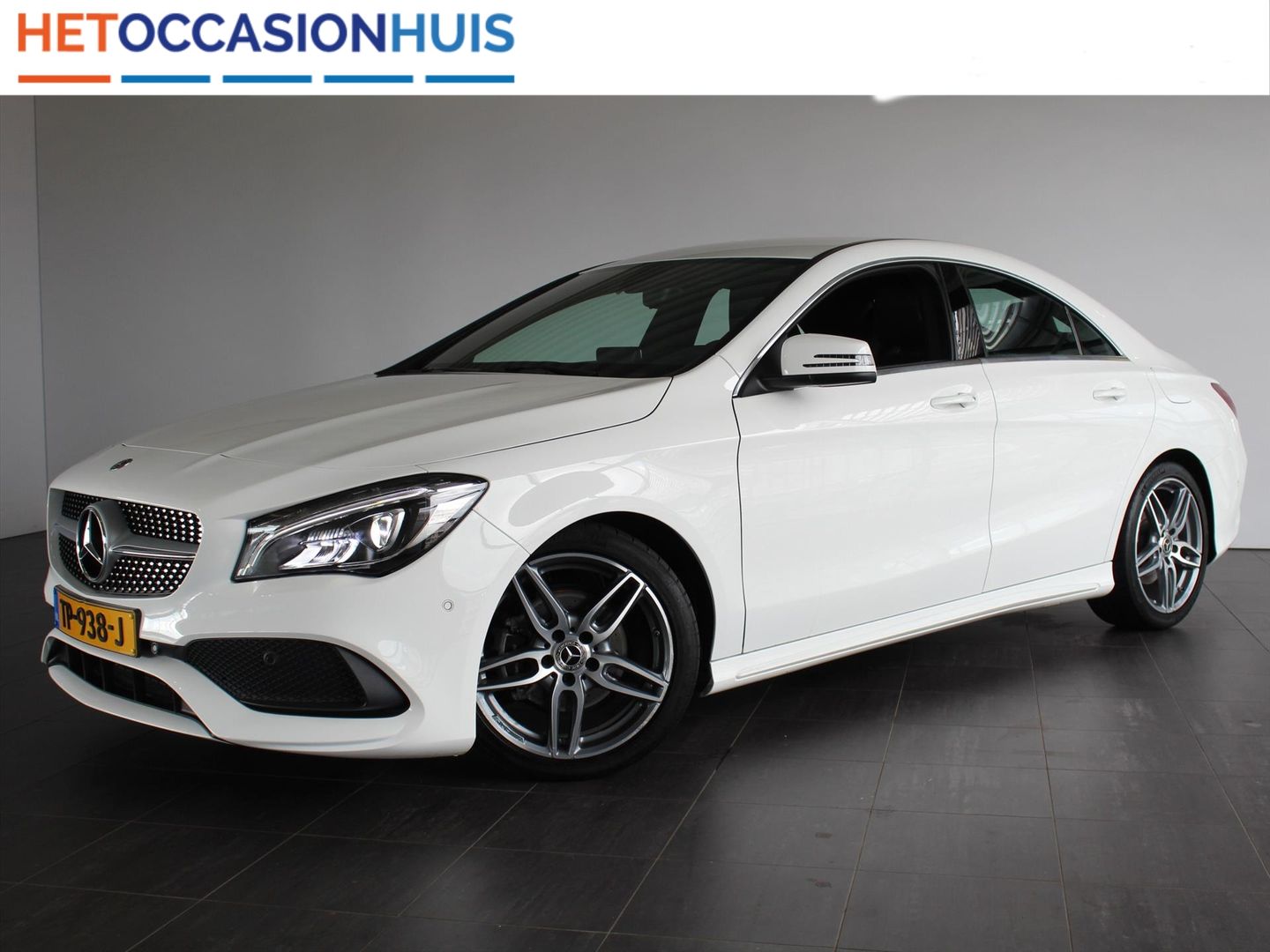 Mercedes-benz Cla 180 122pk 7g-dct business solution amg upgrade edition
