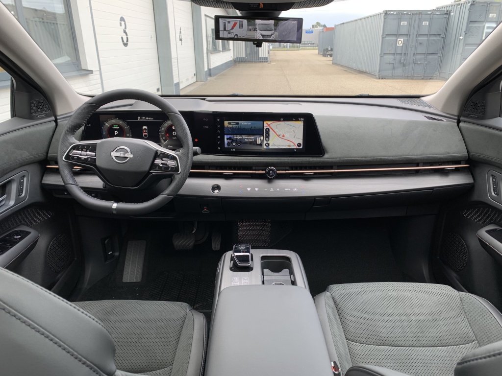 Nissan Nissan