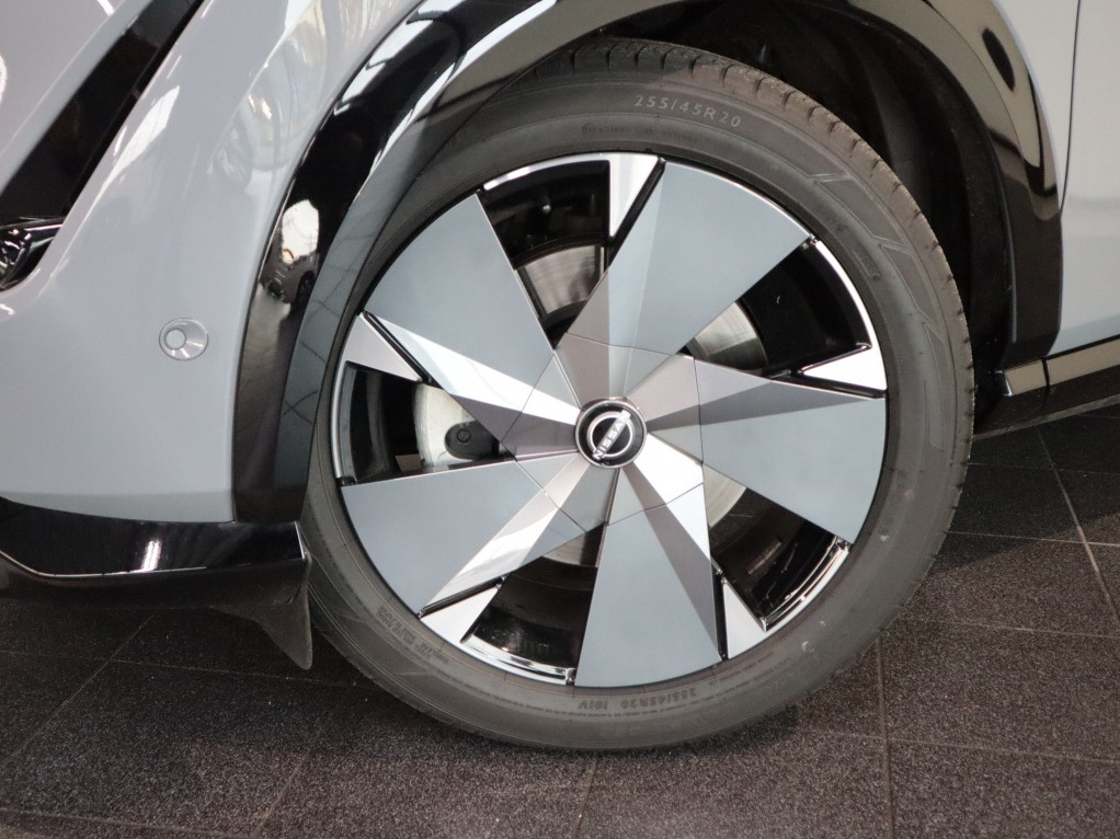 Nissan Nissan