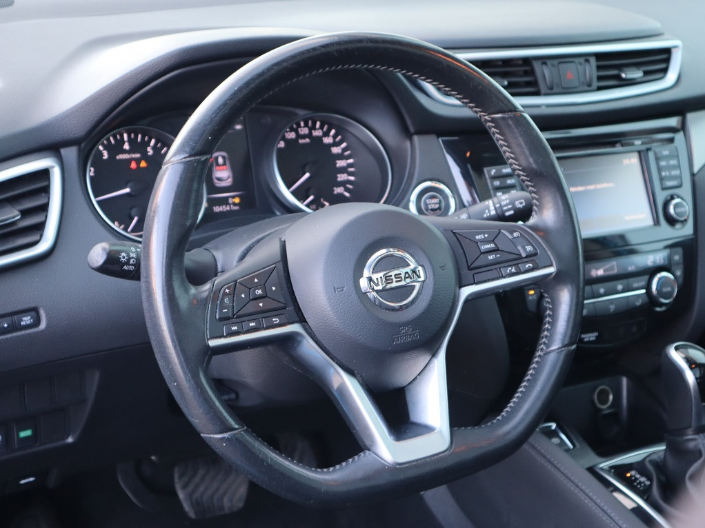 Nissan Nissan