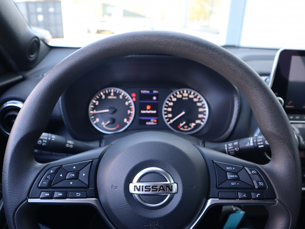 Nissan Nissan