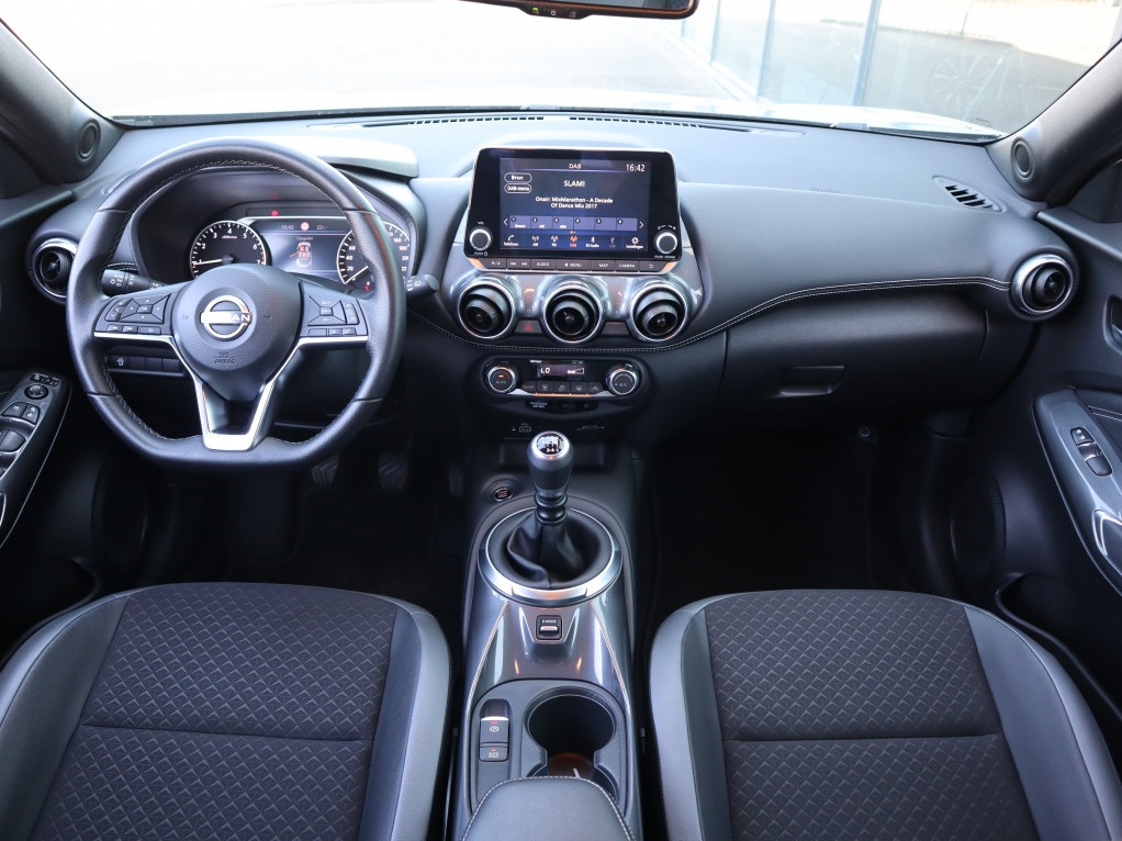 Nissan Nissan