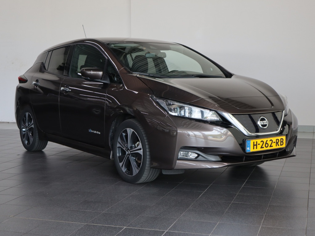 Nissan Nissan