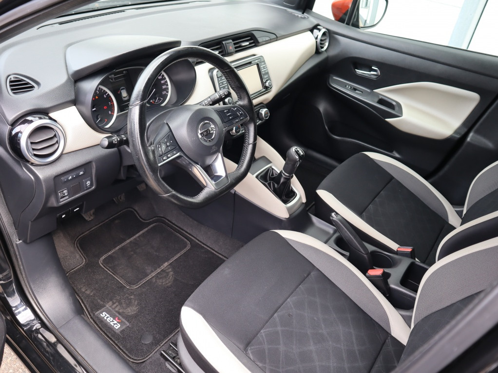 Nissan Nissan