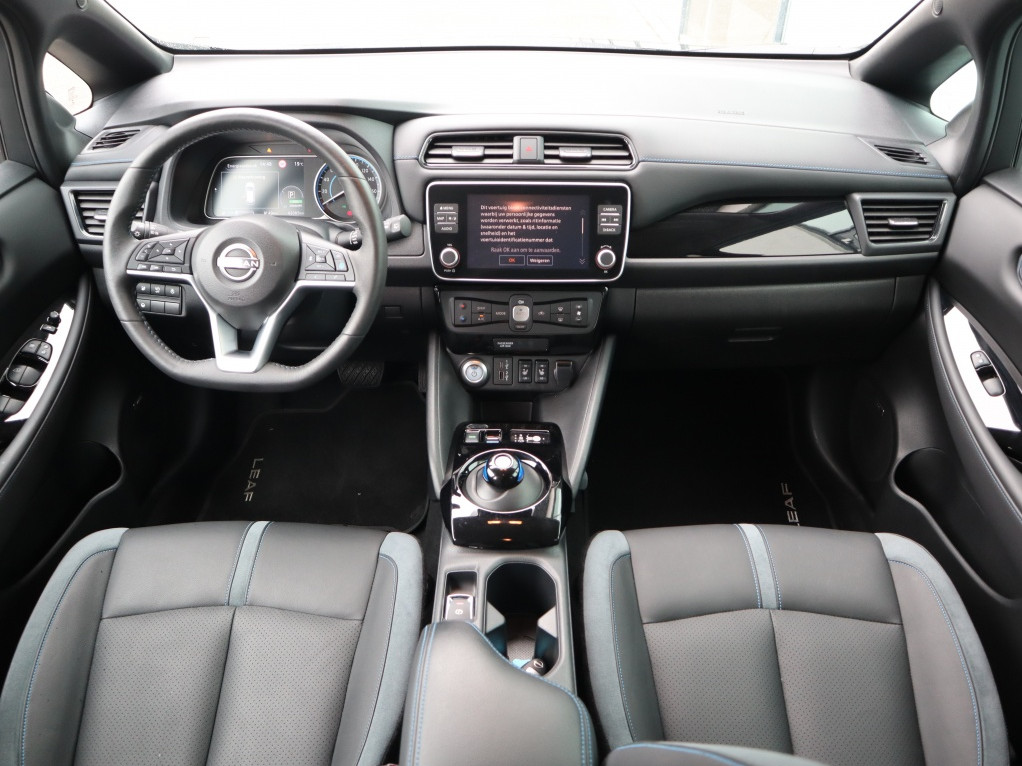 Nissan Nissan