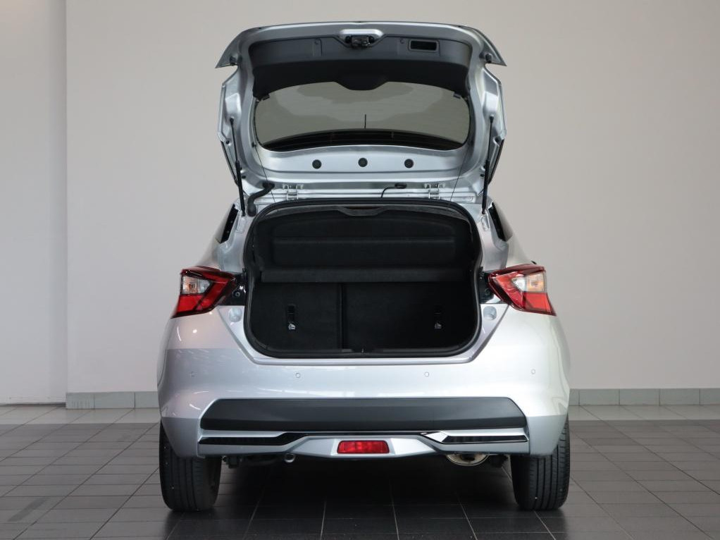 Nissan Nissan