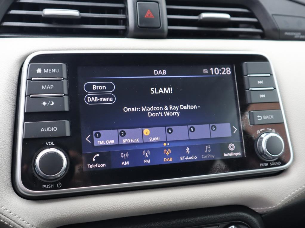 Nissan Nissan