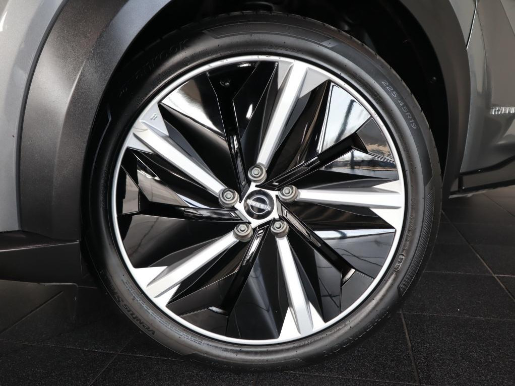 Nissan Nissan
