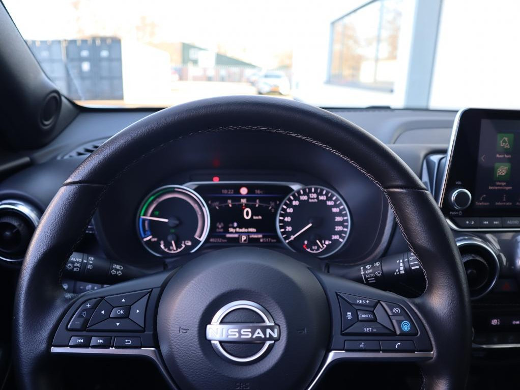 Nissan Nissan