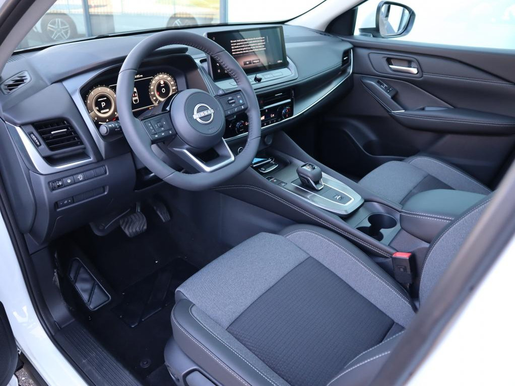 Nissan Nissan