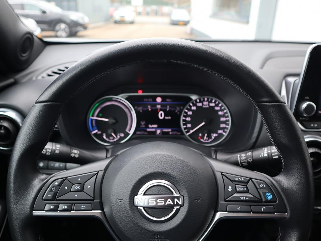 Nissan Nissan