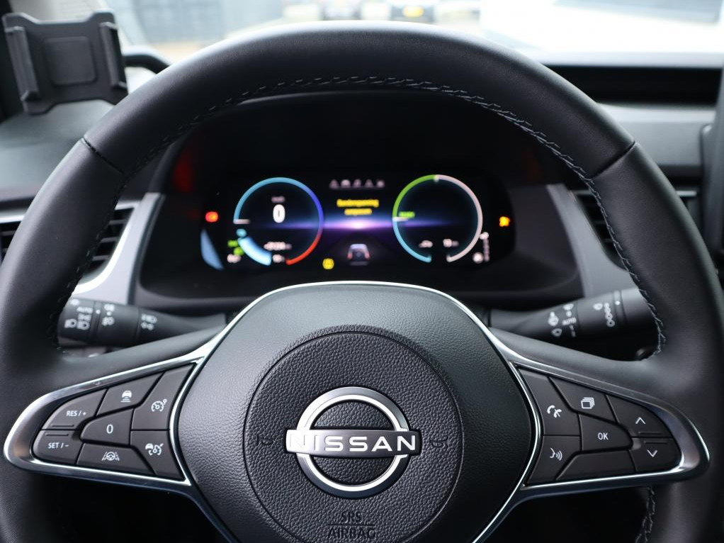 Nissan Nissan