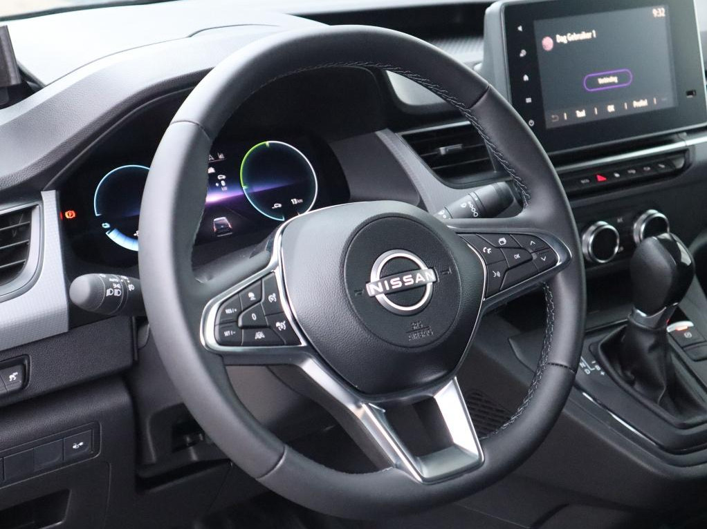 Nissan Nissan