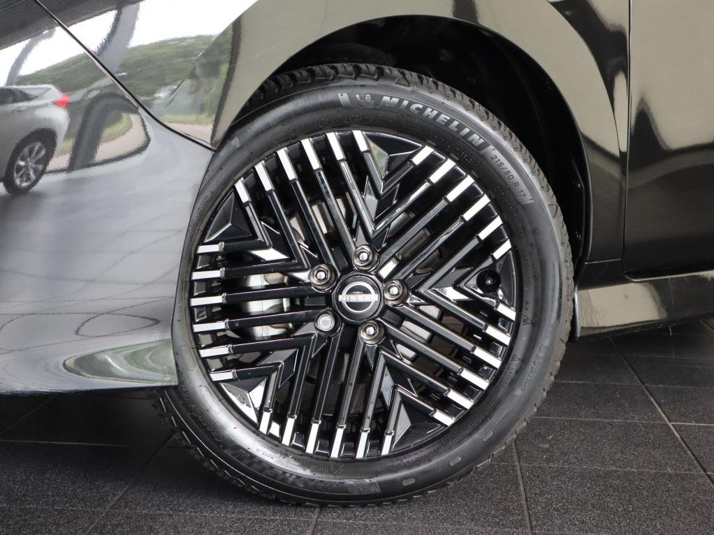 Nissan Nissan