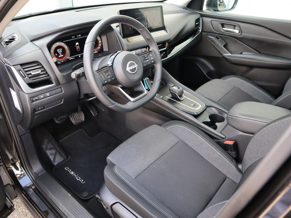 Nissan Nissan